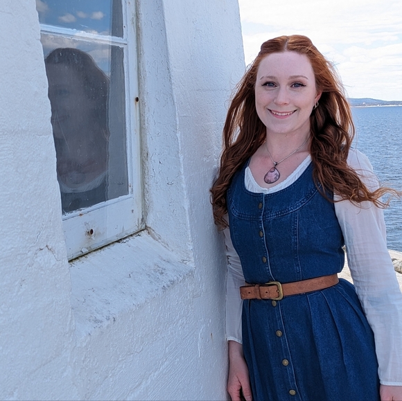 Meet your Posher, Freyja - Picture 1 of 1